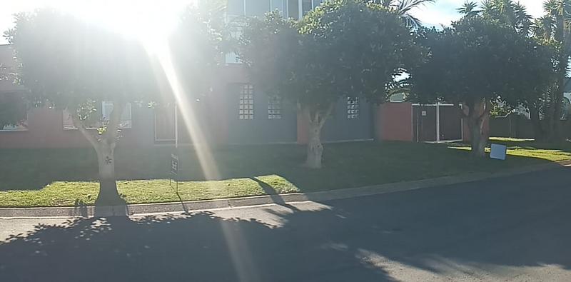4 Bedroom Property for Sale in C Place Eastern Cape